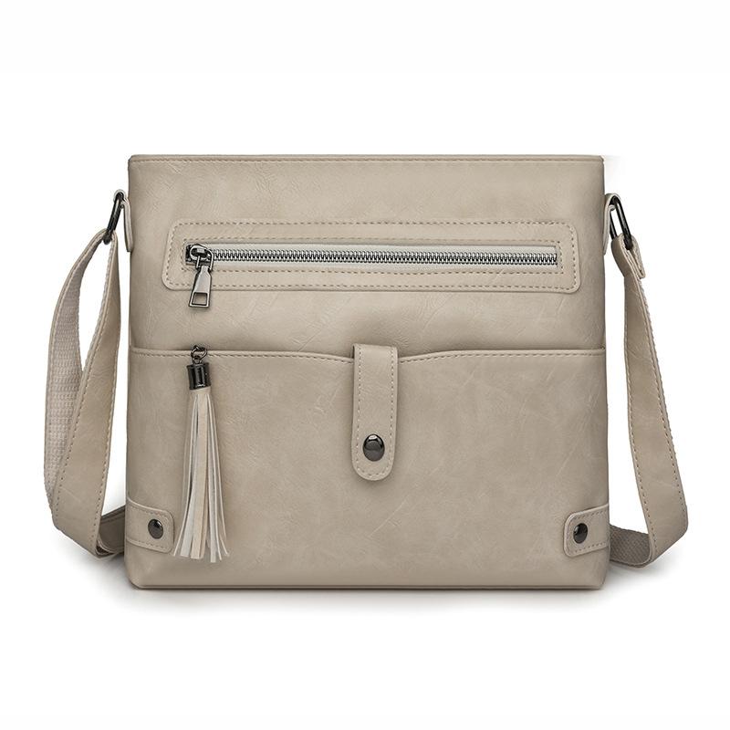 

Сумка кроссбоди с кисточкой Женская наплечная сумка Мягкая кожа Сумка для мамы Маленькая квадратная сумка бежевый