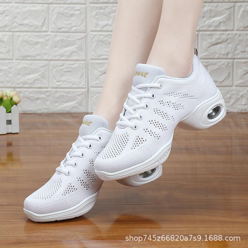 Four seasons mesh breathable square dancing shoes soft sole light yoga fitness shoes jumping shoes jazz dance shoes new