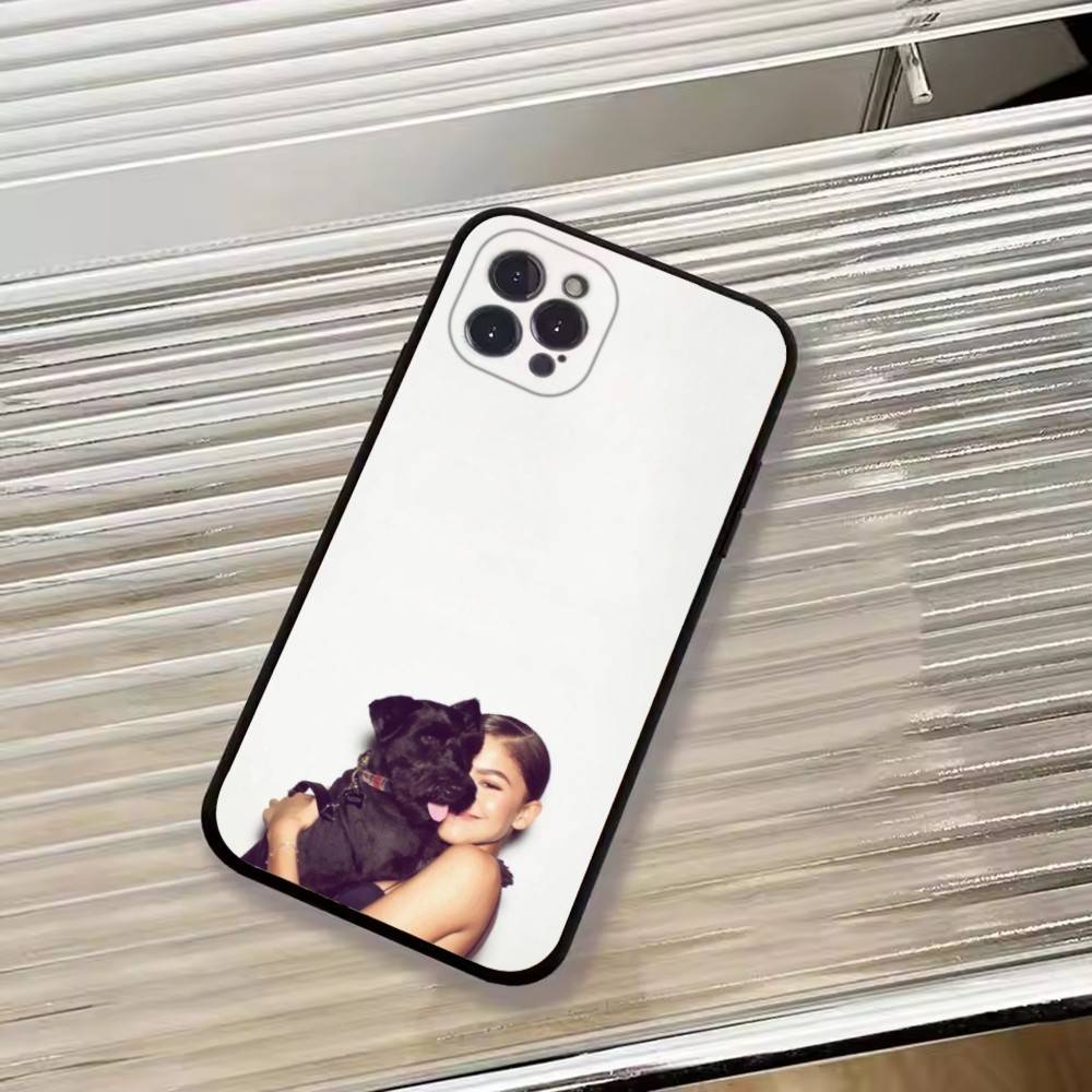 Z-Zendaya Hot Actress Phone Case For iPhone 17, 16,15,14,13,12,11 Plus,Pro Max, Others Soft Black Cover