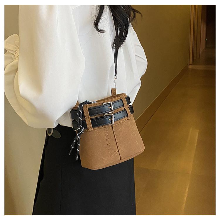 IELGY Hand-Carry Contrast Color Drawstring Bucket Bag Niche Retro Fashion One-Shoulder Messenger