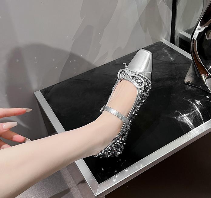 Fashion 2025 Silver Paillette Flats Ballets Shoes Woman Belt Buckle Mary Janes Pointed Toe Dress Loafers Brides Wedding Bowtie Ballerina