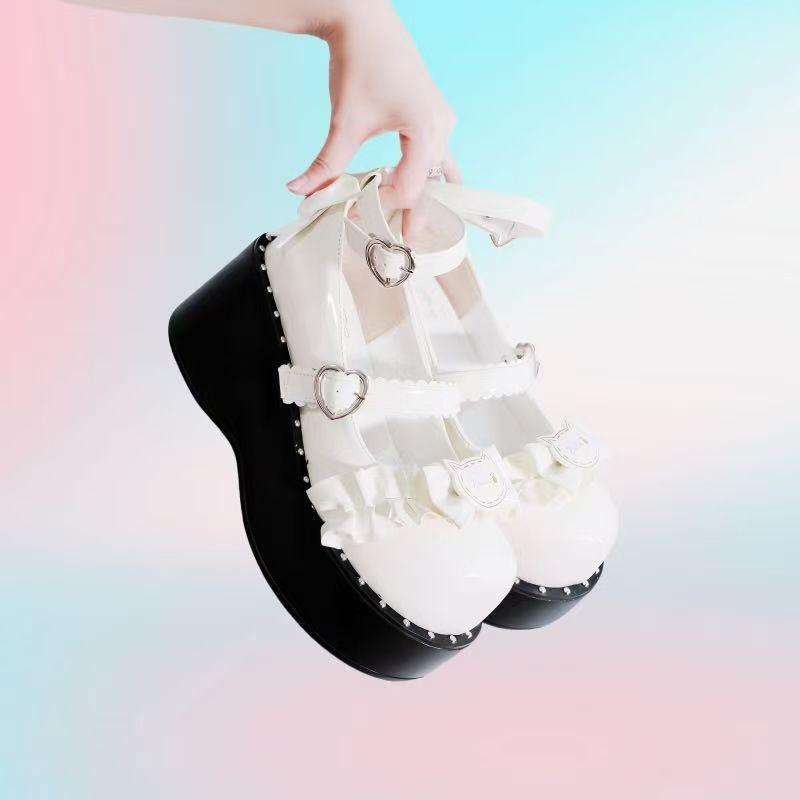 Celebrity Xiaoxiangfeng new temperament light and comfortable small leather shoes 2024 spring popular casual versatile skirt shoes