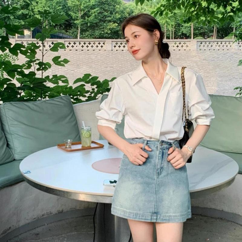 

White V-neck Short-sleeved Shirt Summer New Temperament Lapel Shirt L