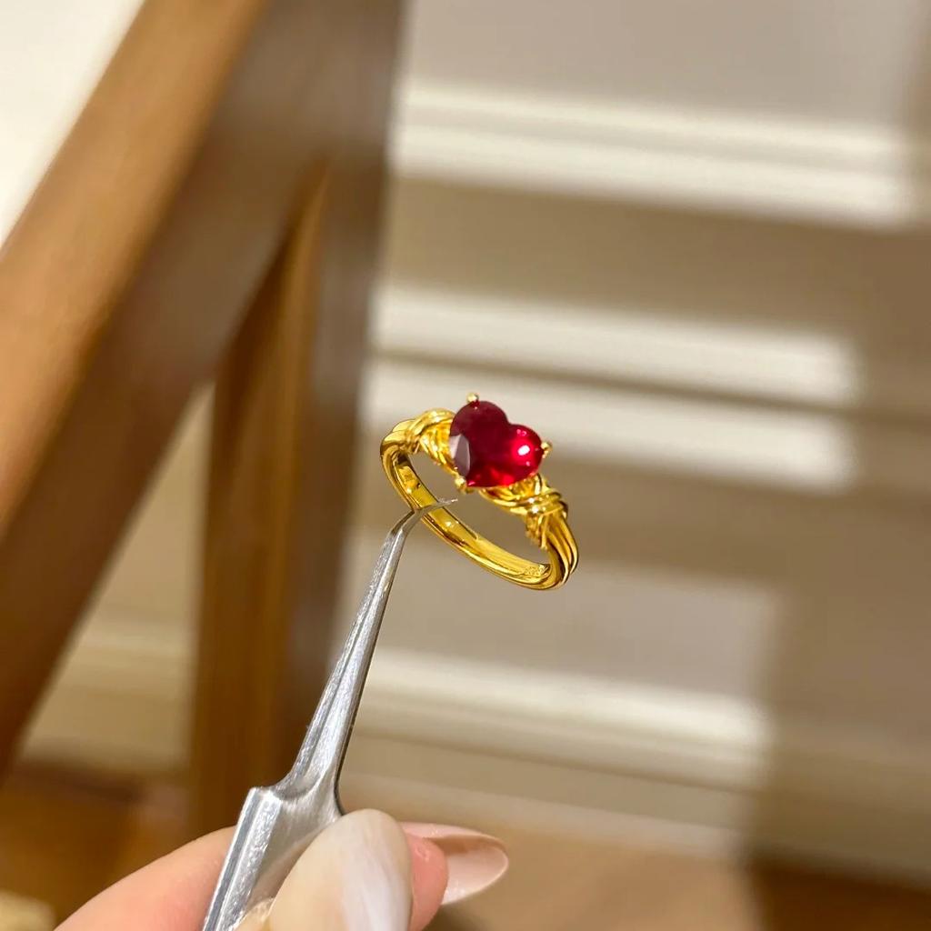 2026 Medieval High Carbon Diamond Small Red Heart Ring Fashionable Light Luxury Diamond-encrusted Red Corundum Heart-pounding Diamond Ring Women