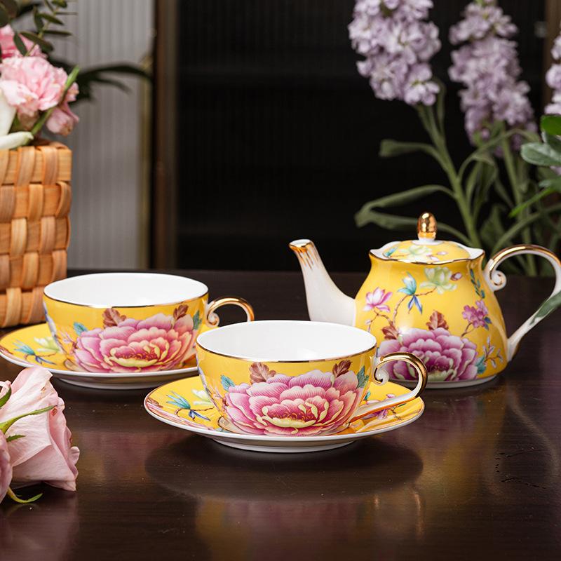 Creative Bone China Flower Tea Cup Pot One Person Set High Value Ceramic Tea Pot Cup Saucer Tea Pot For Noble Gifts
