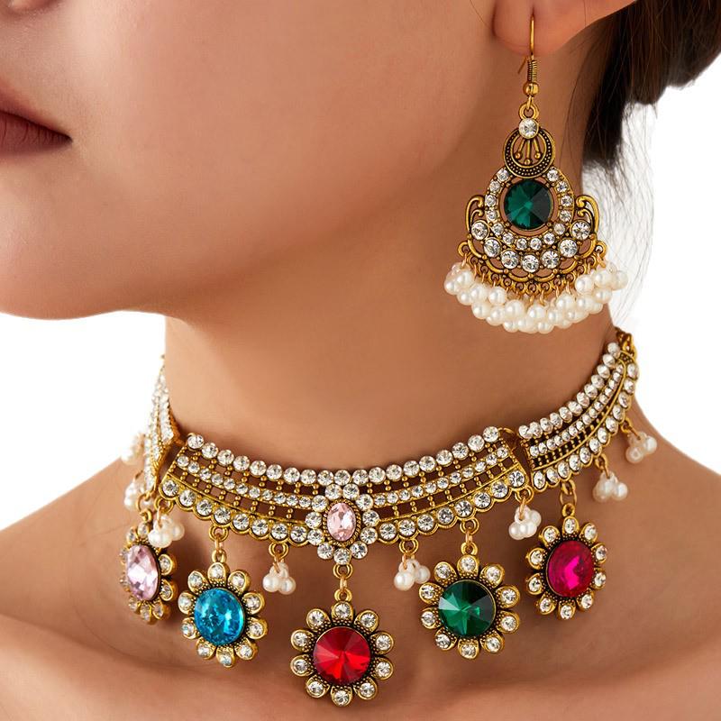 Conjunto de Colar e Brincos de Flor com Strass Estilo Étnico Retro para Mulheres