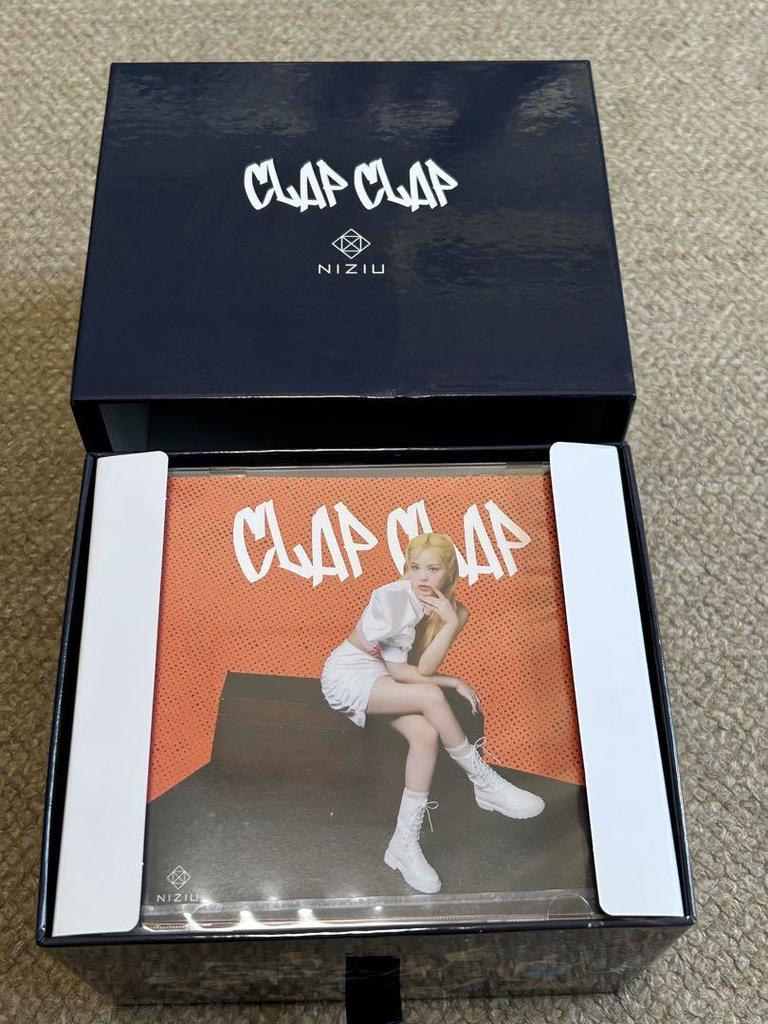 [USED] NiziU CLAP CLAP 9-CD set with storage box