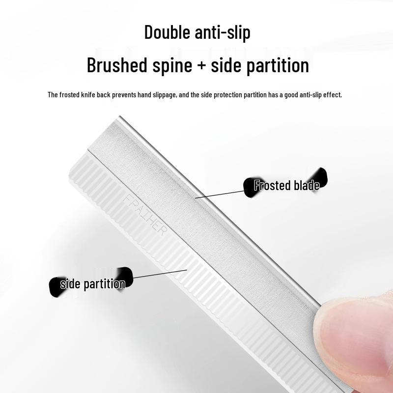 10-Pack Wavy Blade Eyebrow Razors: Disposable Trimmers for Women's Beauty Routine