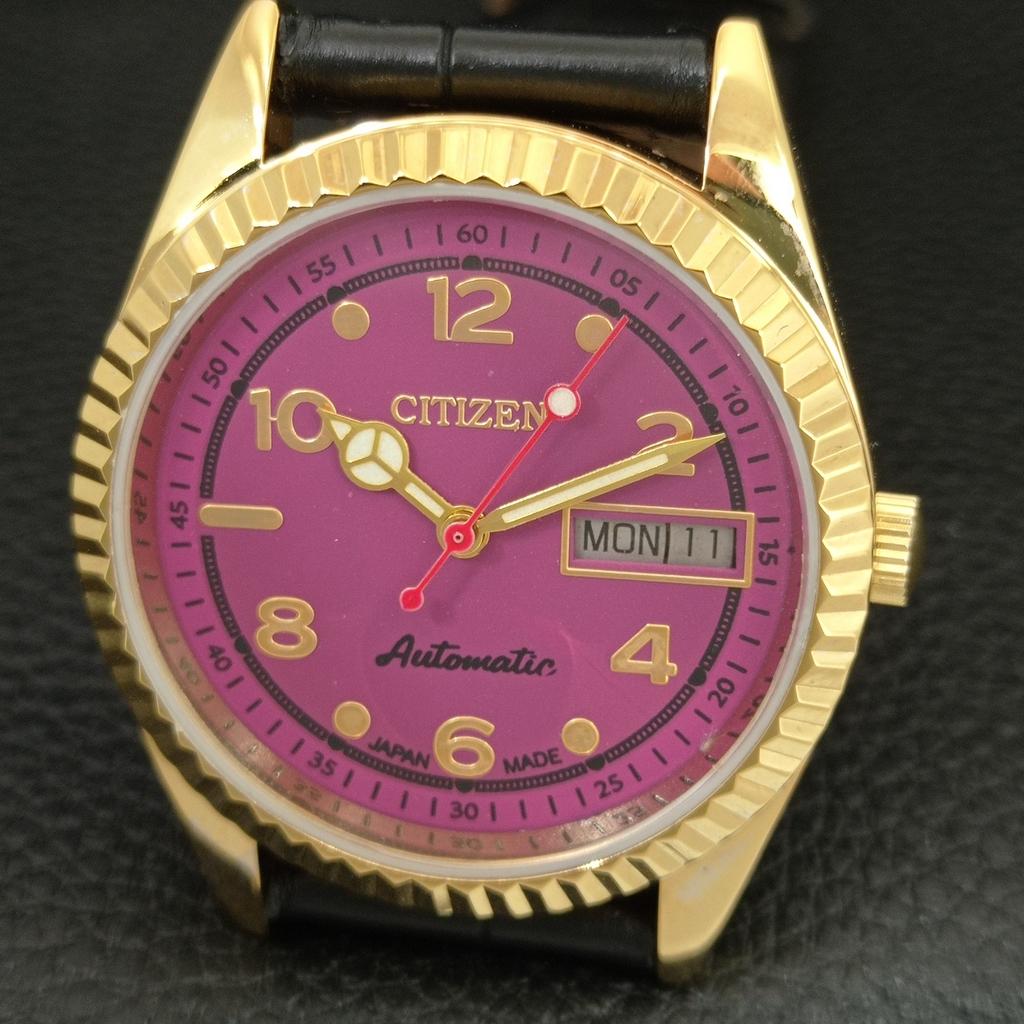 VINTAGE CITIZEN AUTOMATIC REFURBISHED JAPAN MENS PURPLE DIAL WATCH a445317-1