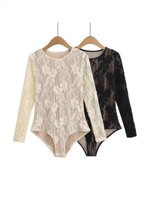Schicker Body mit Spitze und Patchwork-Design, langärmelig: Damen Mesh Sexy Cut-Out Top