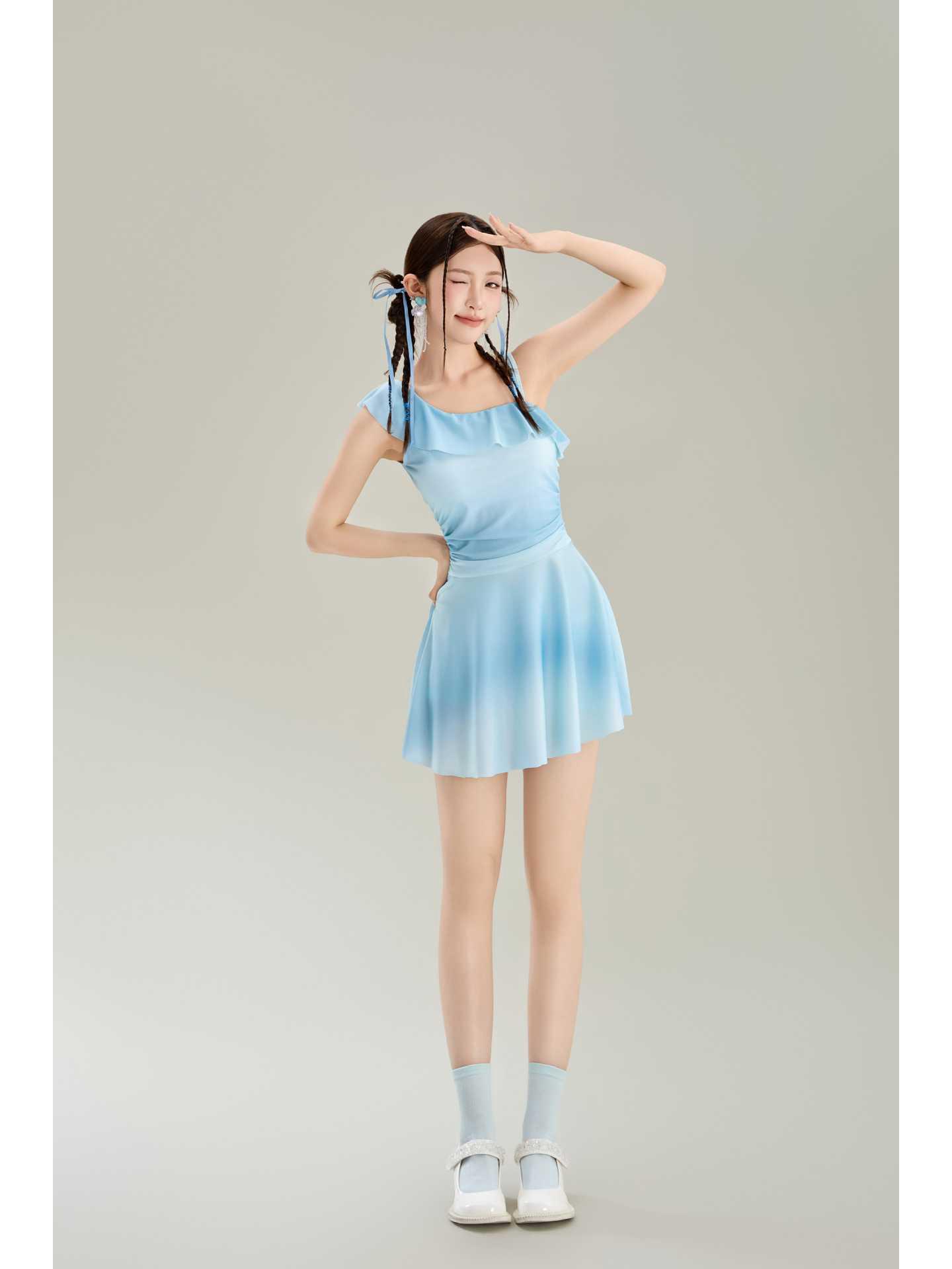 

2025 Высококлассный пикантный купальник без спинки с юбкой для горячих источников M (90-100 jin) синий