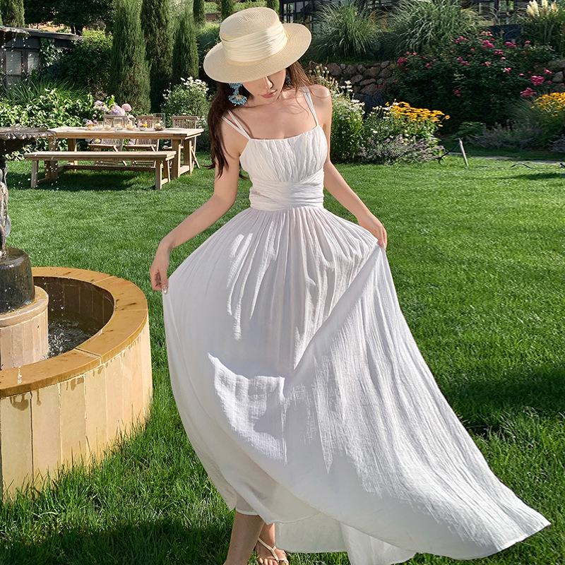 

Елегантна прозора фіолетова максі-сукня для жінок - Приголомшливий образ для відпустки зі спагетті-бретелями, відкритою спиною та перехресним декором. Large білий