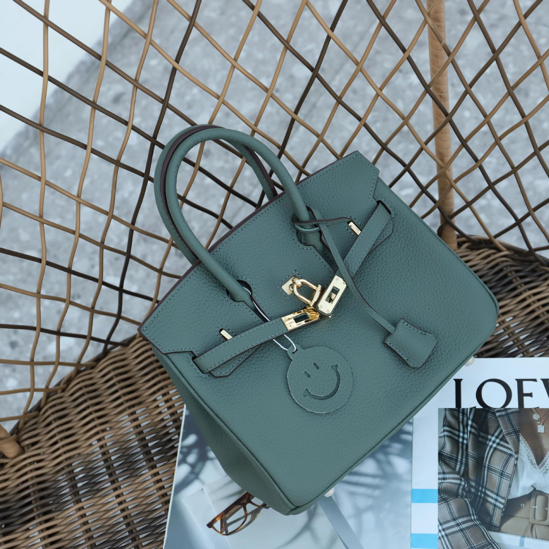 

Сумка Advanced Platinum женская ручная кожаная сумка женская новинка 2025 года сумка через плечо женская кожаная сумка с узором личи 25x12x21cm армия зеленый