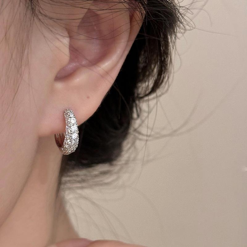 Light Luxury Exquisite Zirconia Full of Diamonds Circle Earrings Female Light Luxury Senior Sense Temperament Earrings Retro Fashion Casual Earrings