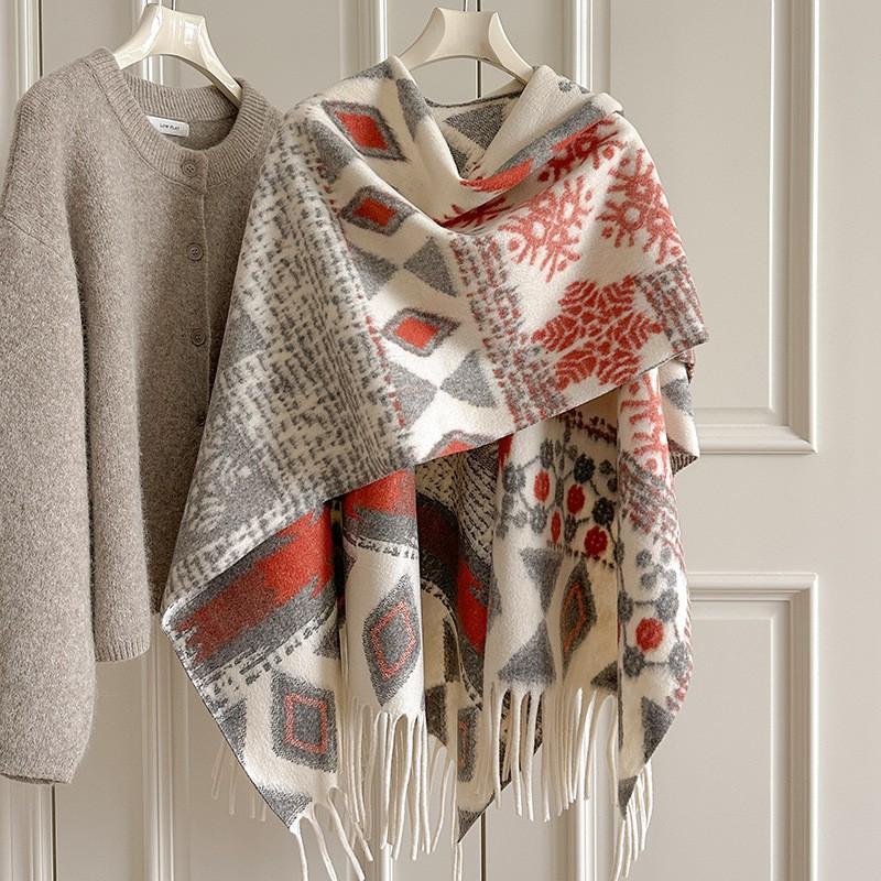 Damen Winter Warmer Gestrickter Schal Mit Fransen Schlitzdesign Dicker Umhang-Stil Wickel Reisefotografie