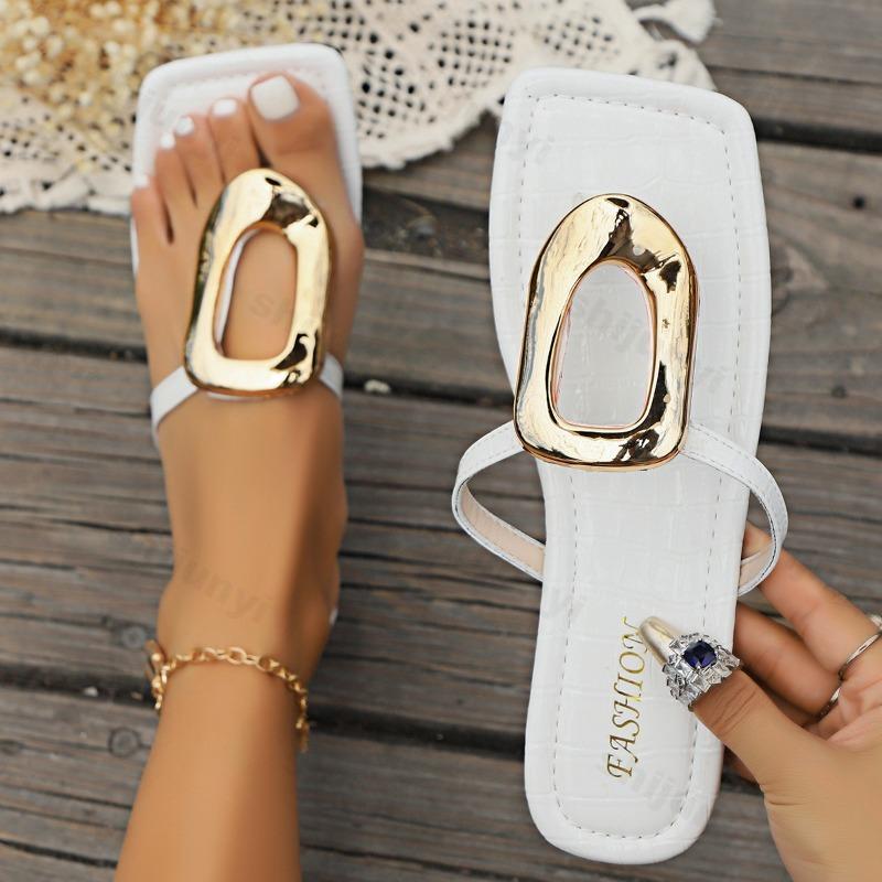 Women Slippers Open-toe Flip-flops Summer New Square Toe Metal Decorate Fashion Outdoor Beach Slippers Female Home Flat Sandals