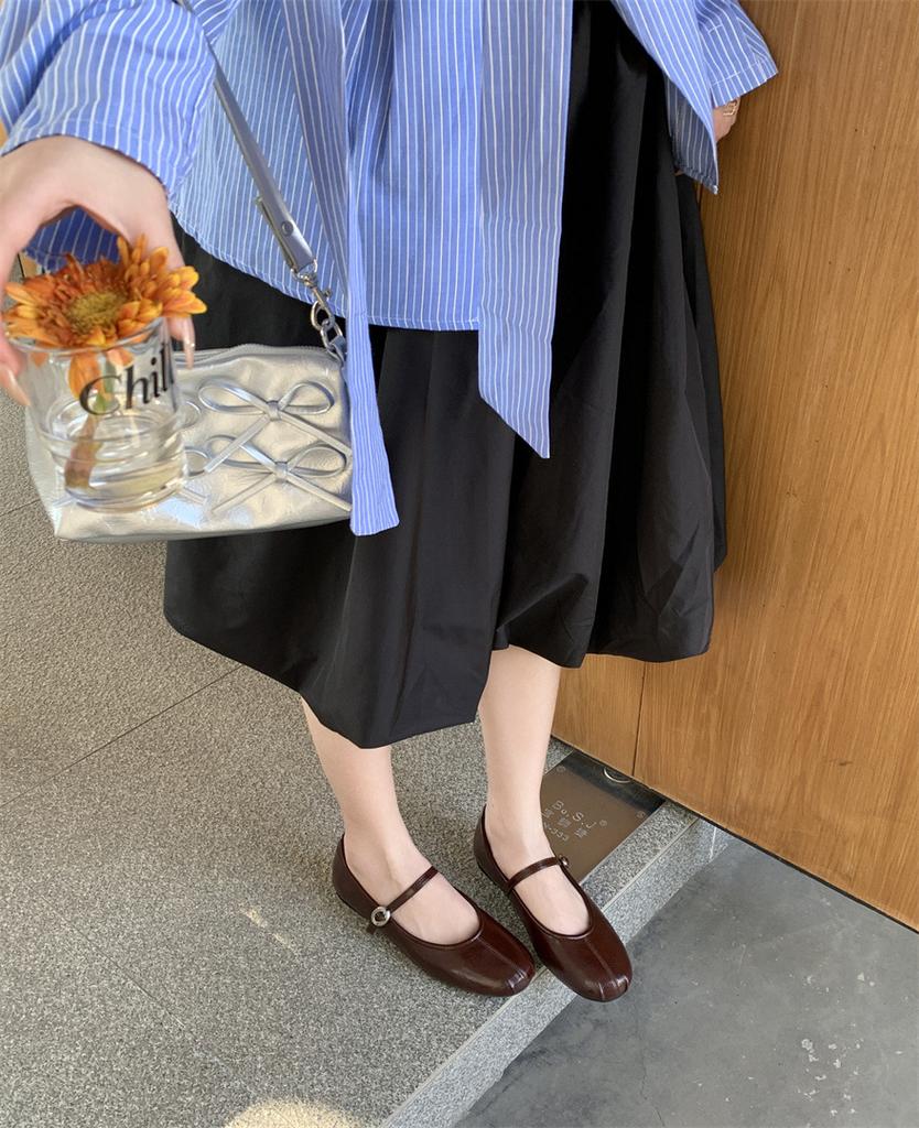 Little red shoes 2025 new round head one-word buckle shallow mouth flat shoes women's ballet soft sole Mary Jane single shoes