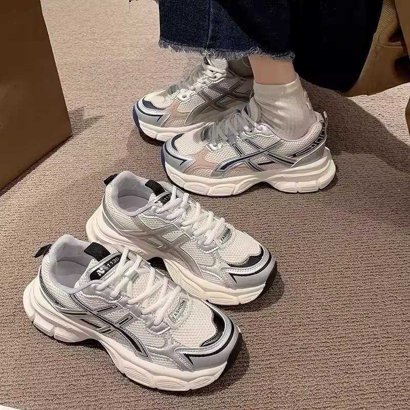 Height-increasing women's new spring and summer breathable mesh student running casual sports shoes