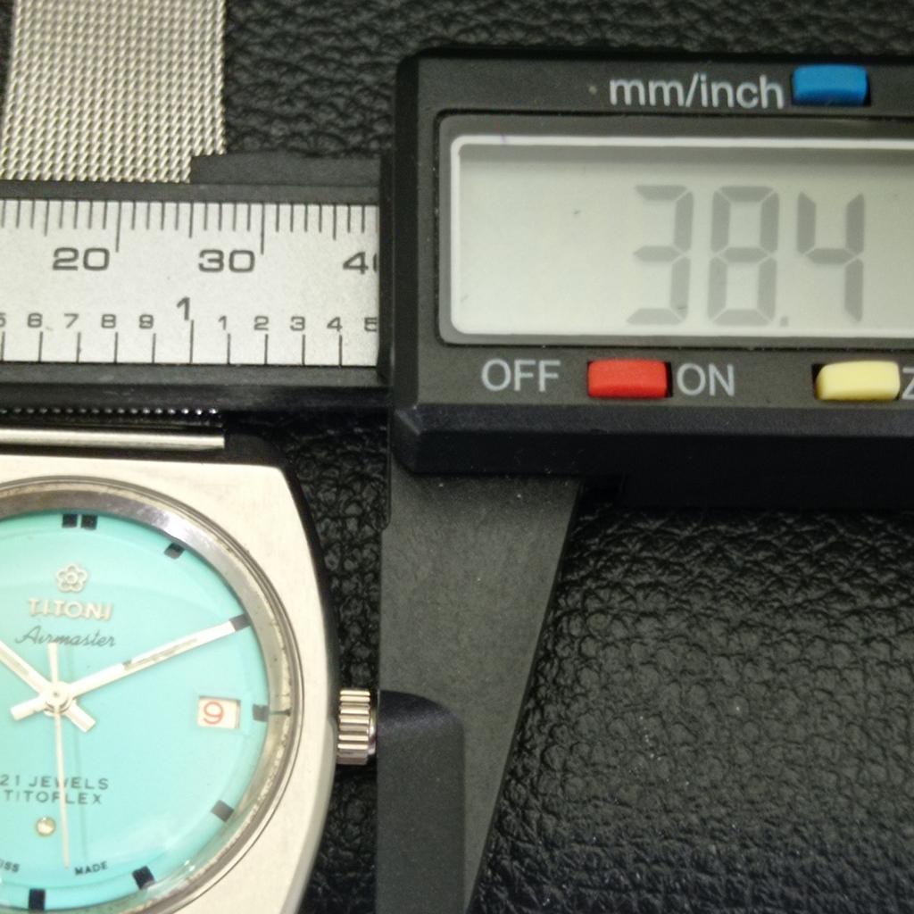 USED TITONI AIRMASTER TITOFLEX SWISS MENS TURQUOISE BLUE DIAL WATCH a432179-2 R110-a432179