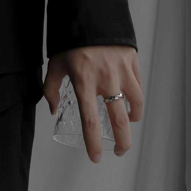 Moebius Infinite Men's High-End Open Ring: Trendy, Cold Style Fashion.