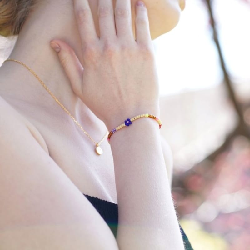 BONBEAU Soft Color Flower Beads Mix Bracelet Layered Flower Bead Bracelet 3 Colors