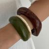 Retro Faux Tortoiseshell Open Bangle with Smooth Finish and Resin Texture