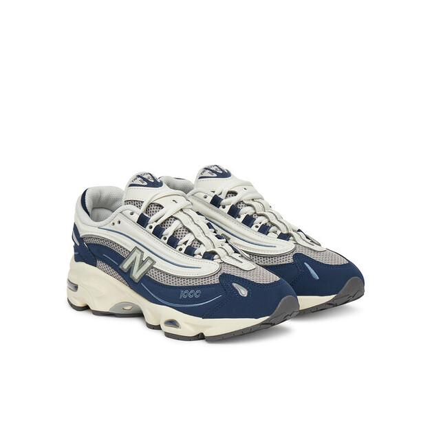 New Balance M1000MEN Sneakers