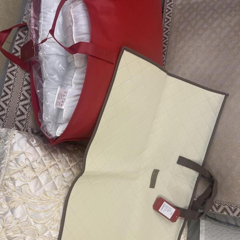 

Высококачественная подарочная упаковка из искусственной кожи фуксии для квилтов