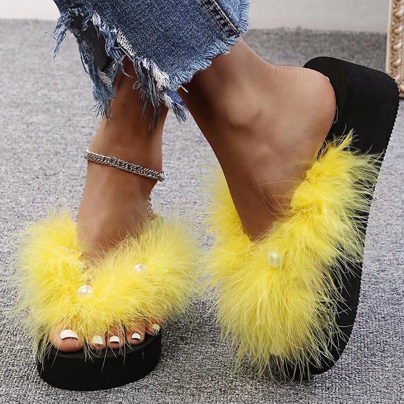 Fashion Summer Fluffy Fur Platform Flip Flops for Women Fashion Pearl Decor Wedges Sandals Woman Thick Sole Non Slip Outdoor Slippers