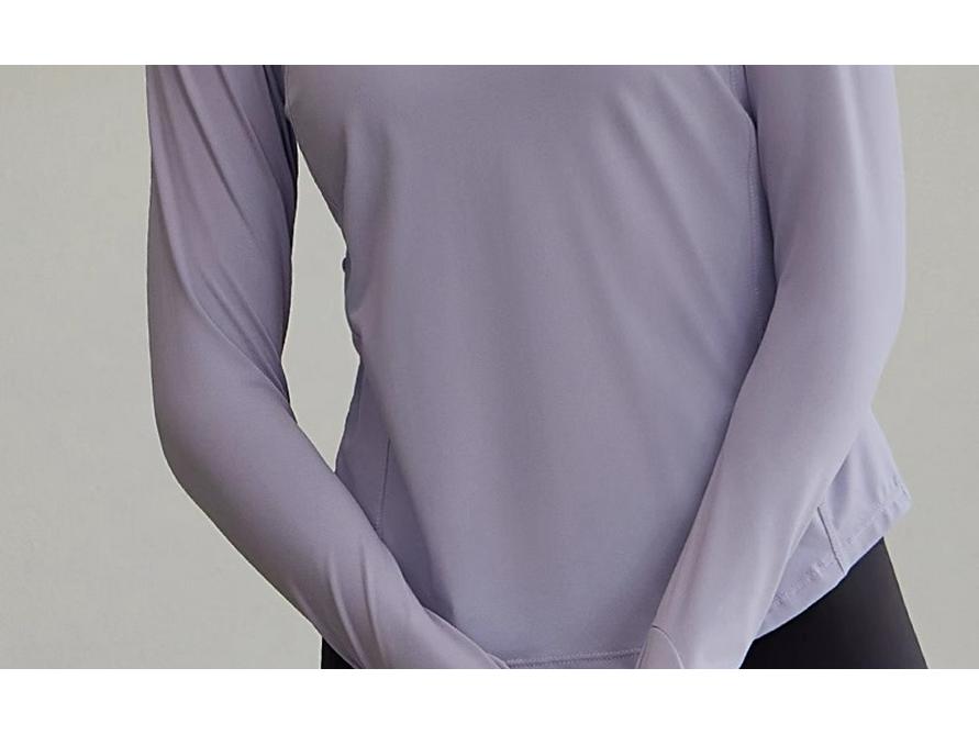 Women's Reflective Long Sleeve Yoga T-shirt - Night Run Fitness Top with Half-Zip Style for Autumn Running and Training