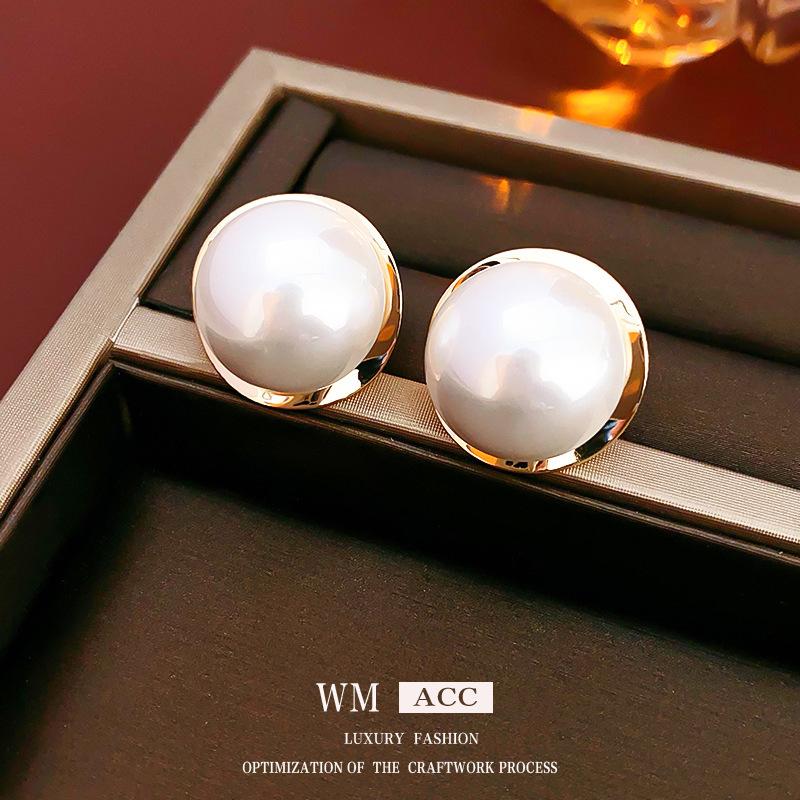 Medieval Vintage Silver Needle Earrings, Temperament Light Luxury Court Style Pearl Earrings Versatile High-end Retro Earrings