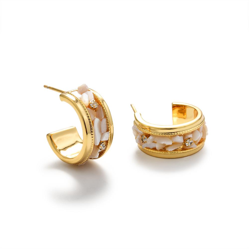 

Medieval vintage fashion temperament abalone fritillary U-shaped wide-faced ear buckles retro earrings light luxury high-end earrings