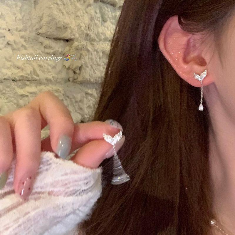 

Full of Crystals Fishtail Earrings Suitable for round Face Water Drop Tassel Earrings Women Light Luxury High-Grade Earrings Elegant 925 silver needle-Mermaid drop earrings