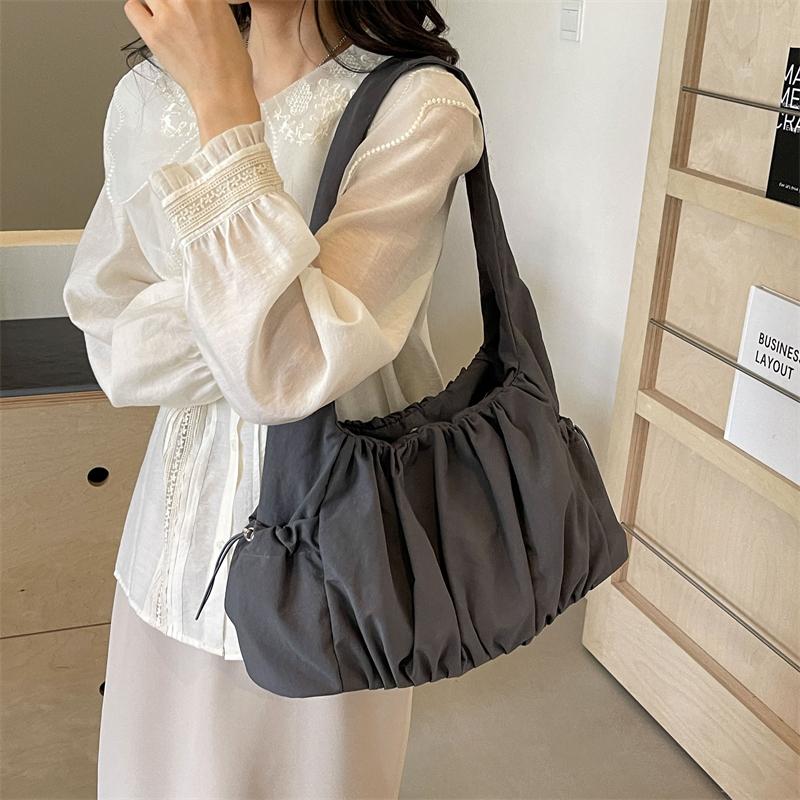 

High-Capacity Nylon Fabric Bag With New Advanced Foldable Drawstring Design Versatile Single Shoulder Bag Premium