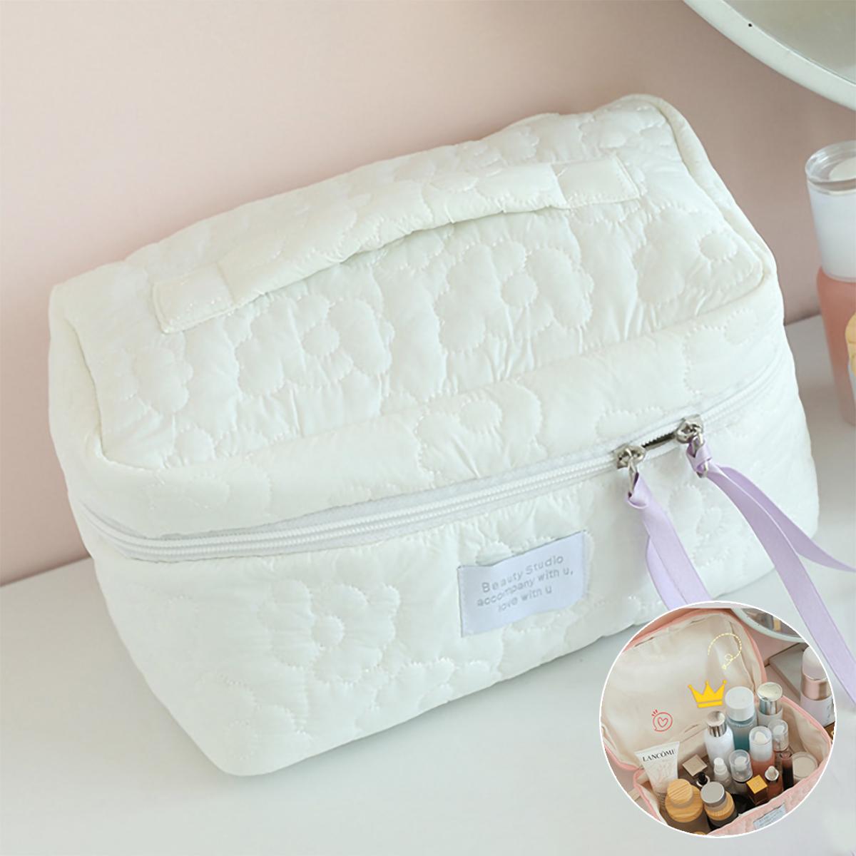 

Ins Style Candy Color Косметичка Новая Легкая Роскошная Женская Сумка Упаковка Помады Портативная Дорожная Косметичка Для Хранения Туалетных Принадлежностей белый