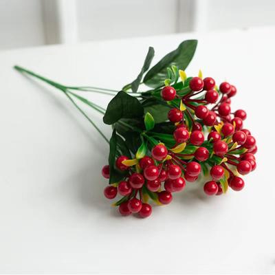 Künstlicher roter Obstpflanzenzweig mit grünem Blattstiel, realistische 6 Gabeln, künstliche goldene Kugelpflanze, Neujahr, Weihnachten, Heimdekoration