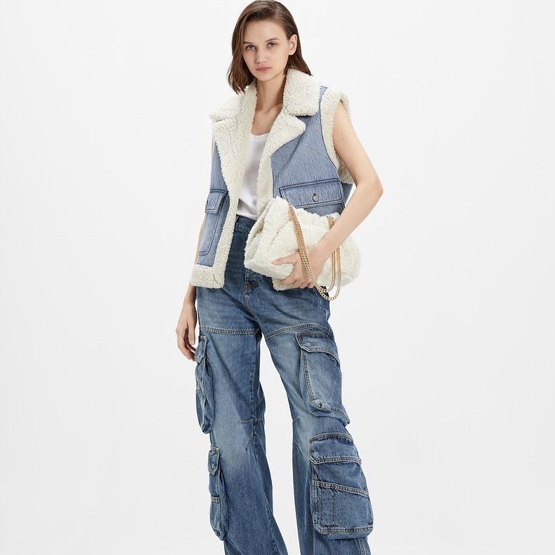 New CHARLES&KEITH Plush Tote Shoulder Bag Large Size Women's Cream Milk White CK2-20782266-1