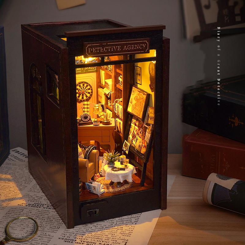DIY Book Nook Insert Shelf Kits Wooden Miniature Model Kit Detective Agency Casa Bookend Assembled Bookshelf Home Decor