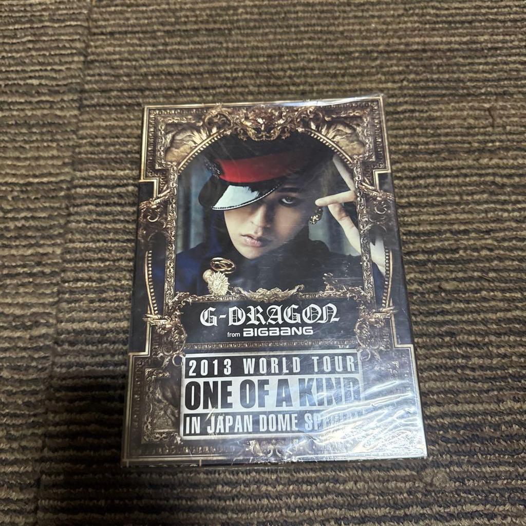 [USED] G-DRAGON Solo Live CD & DVD