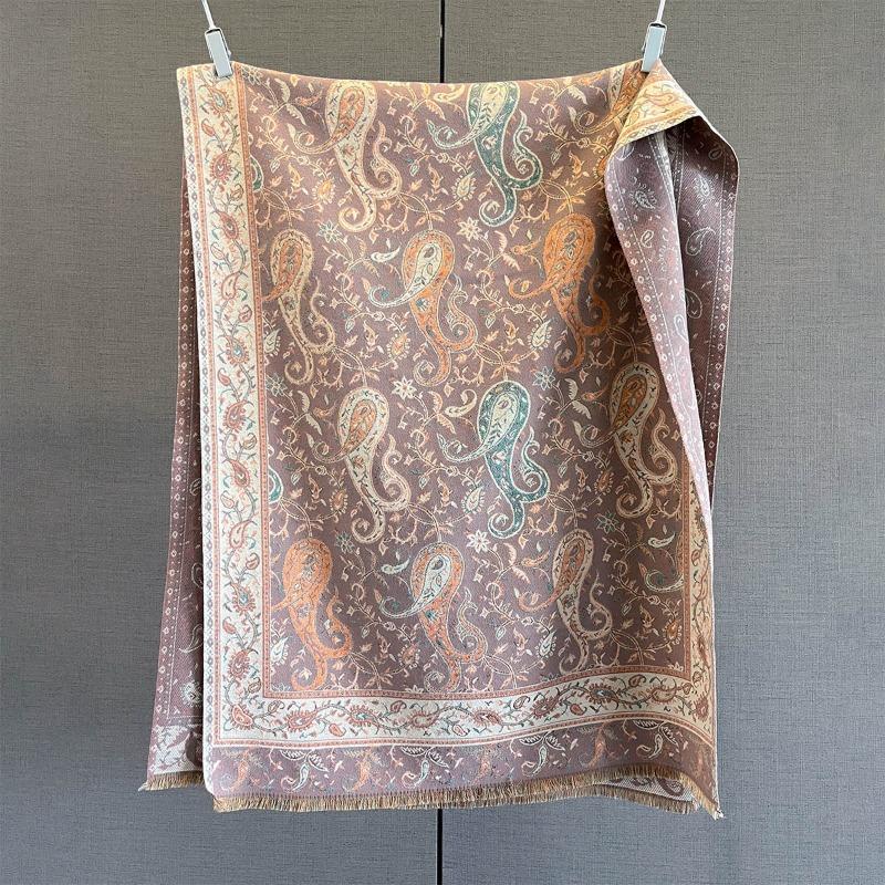 

Autumn new retro fashion cashew flower printed scarf to keep warm and keep out the cold scarf fashion multi-functional shawl 185*65cm