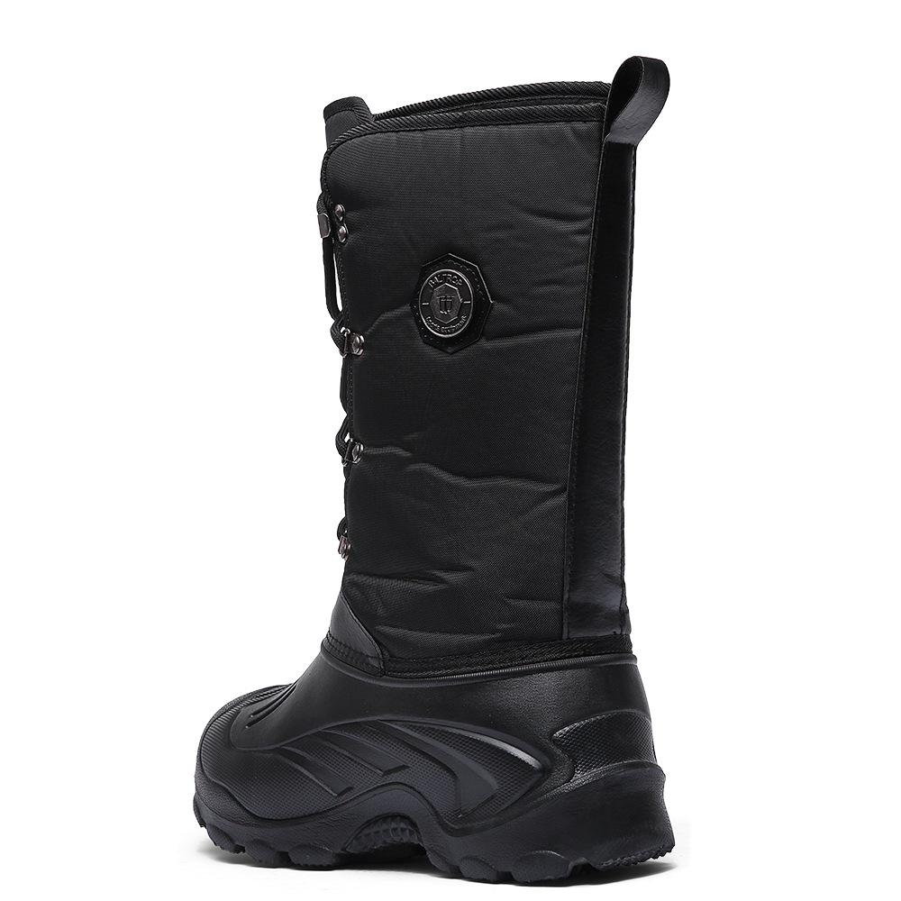 Men's Camouflage High-Top Winter Boots: Waterproof, Insulated, and Durable for Fishing and Snow.