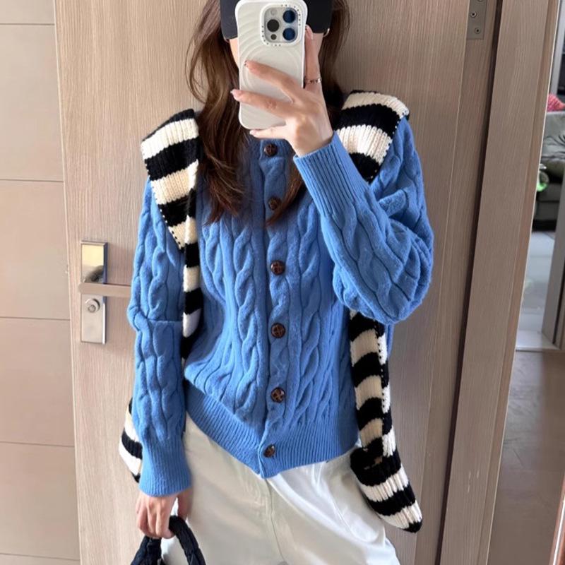 European Niche Spliced Knit Cardigan: Women's Autumn/Winter Lazy Style Sweater Coat
