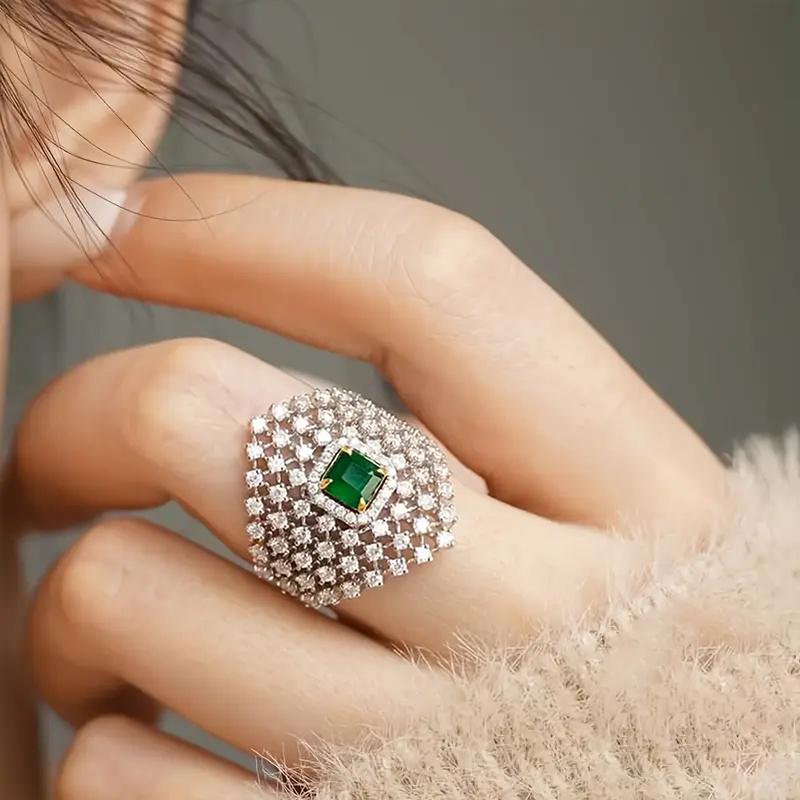 Huitan Elegant Women Ring Geometric Hollow Design Trendy Lady Accessories for Party Engagement Charming Jewelry Inlaid Shiny CZ