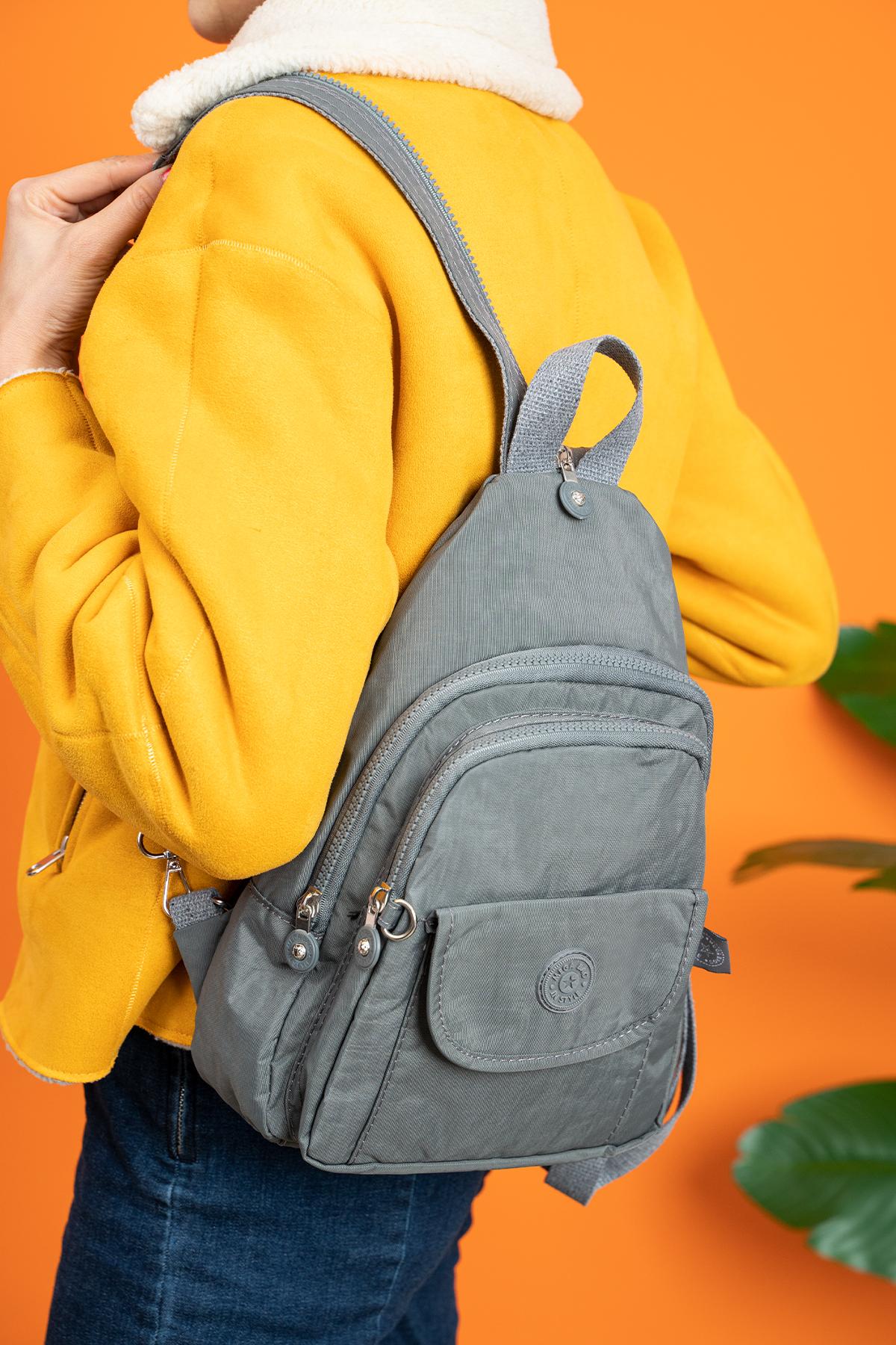 

Женская жатая сумка через плечо и рюкзак небольшого размера, очень полезная серый