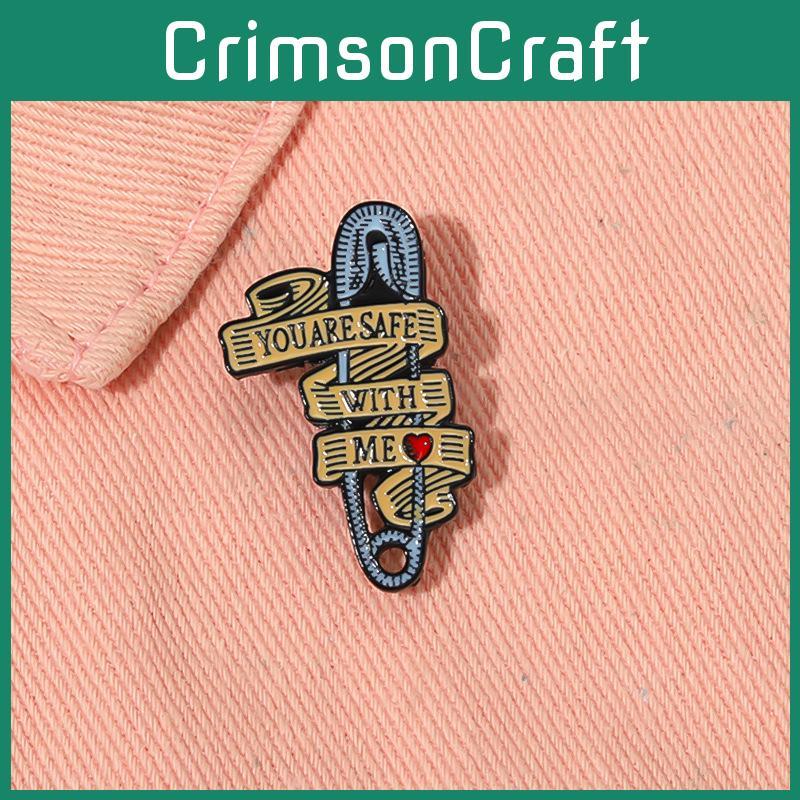 Elegant Geometric Alloy Brooch For Fashionable Denim Outfits Perfect For All Occasions