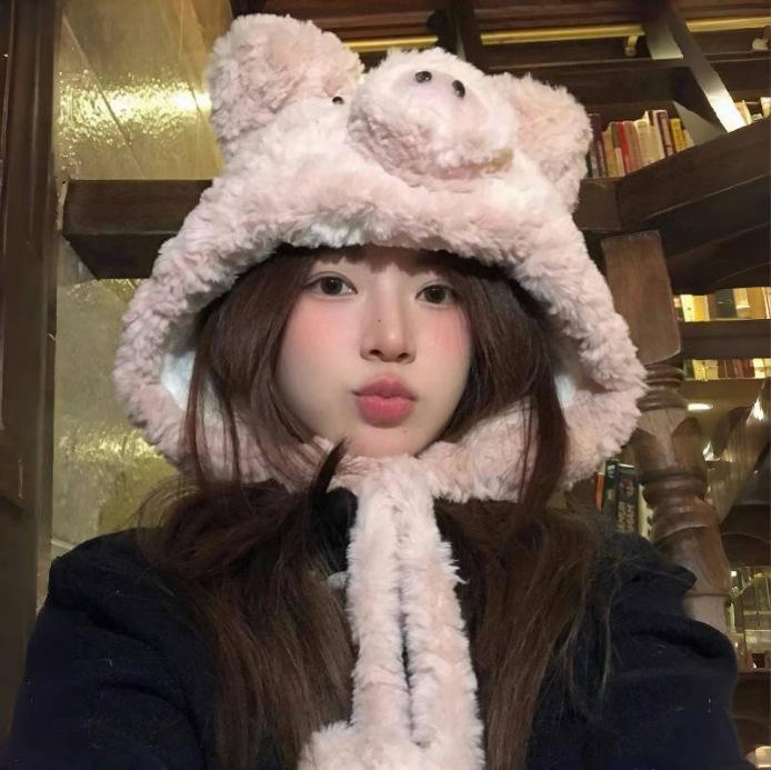 Fluffy Cartoon Pig Plush Hat - Warm and Cozy Winter Headwear