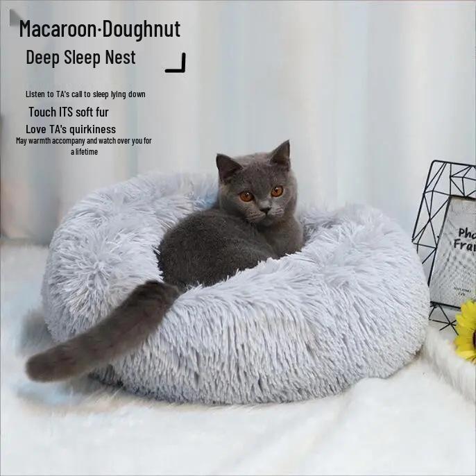 Cozy Winter Nest: Plush Enclosed Deep Sleep Bed for Cats and Dogs