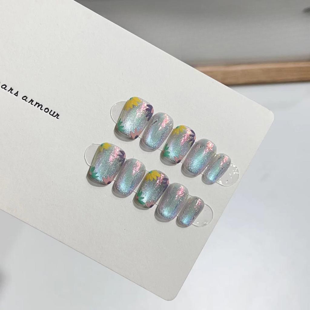 Summer Nail Art Fake Nail Patches Ins Short Dopamine Hand-painted Sun Aurora Cat Eye Wear Nail Patches