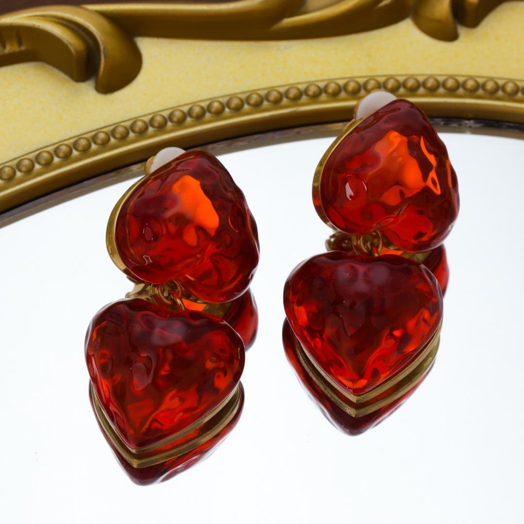 

Vintage Gold Plated Love Pendant Earrings With Jelly Lava Effect Silver Needle
