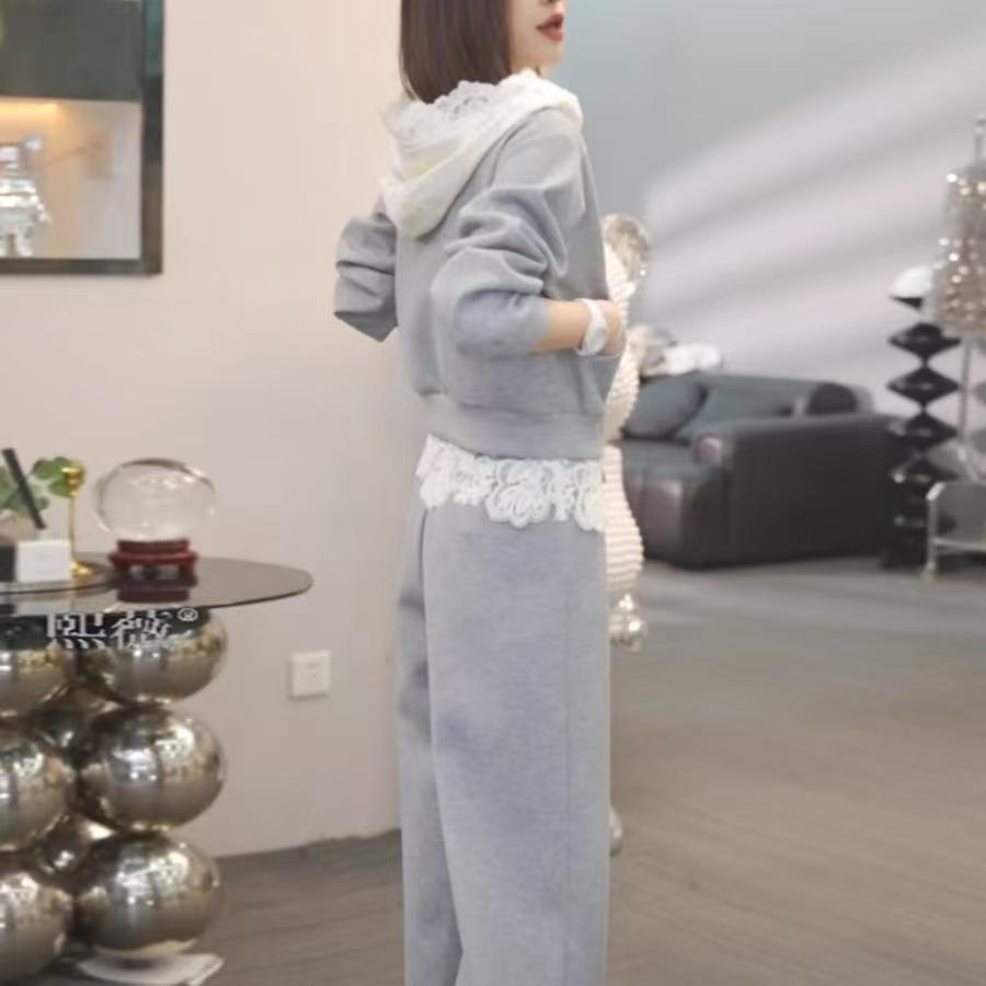 2026 Winter Korean Fashion: Women's Lace Splicing Hooded Sweatshirt & Casual Pants Set